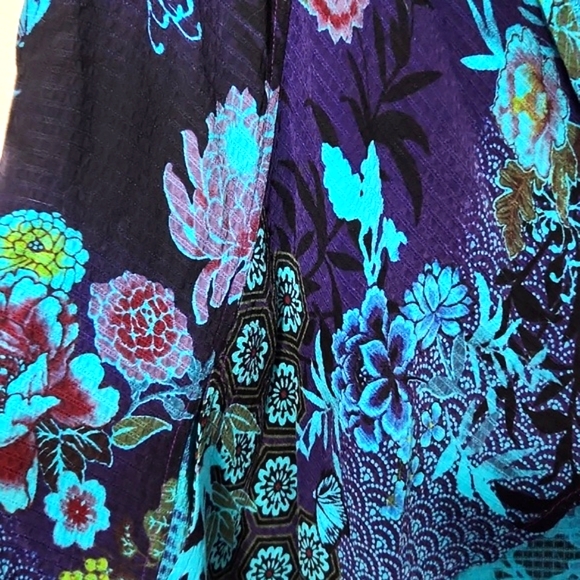 Tianello Mumbai 100% Bemberg Cupro Gorgeous Vibrant Floral Vest Size Medium EUC - Picture 4 of 16